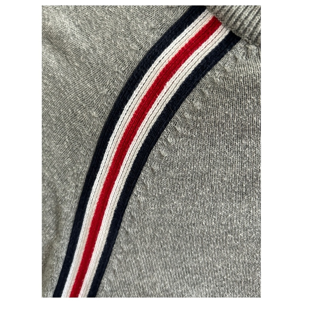 TOMMY HILFIGER Gray Logo Crewneck Sweater Sz M Sport Stripe Raglan Preppy - Picture 12 of 15